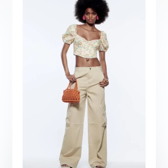 Zara Pants - NWT ZARA Ultra Wide Leg Cargo Pant Light Green Size US 4
